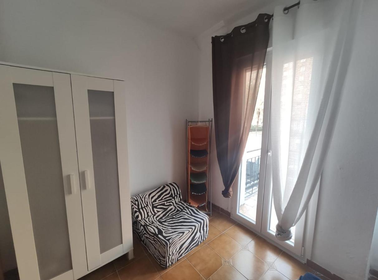 Apartamento La Marina Real Валенсия Екстериор снимка